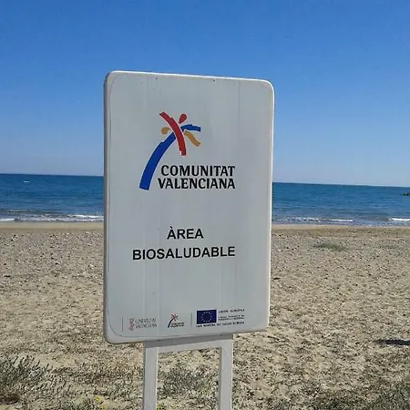 Amplio. Vistas A La Playa *