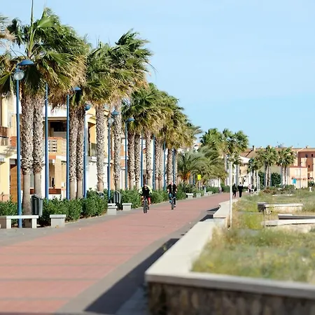Amplio. Vistas A La Playa Apartment *